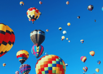 A WonderDays Vista Hot Air Balloon Adventure for Four
