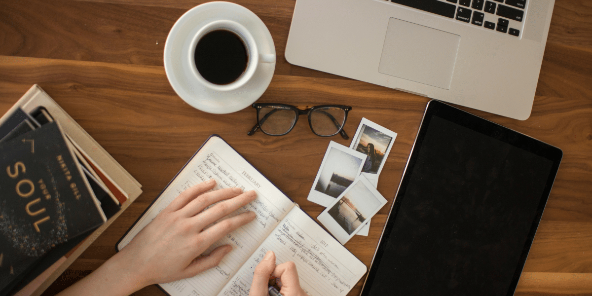 Expert Book Writers- Where to Find Them and How to Hire Them