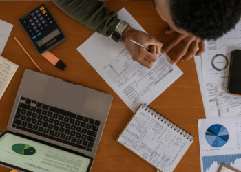 Multi-Bucket Approach in Financial Planning Eric Weschke