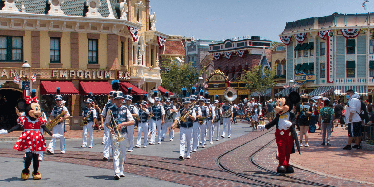 Navigating Disneyland Like a Pro Insider Secrets Revealed