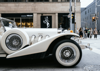 Reasons to Hire a Chauffeur Service in Dubai