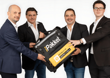 iPakket Your Business's Fast Reliable Delivery Partner_3