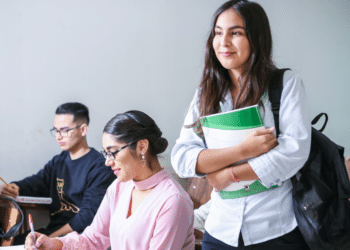 3 Ways Professional Medical Societies Help Medical Students