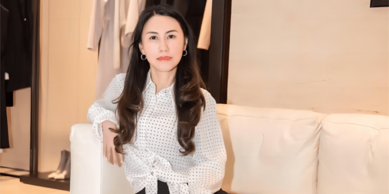 Du Yanlin Leads Medical Training Project at Chuxiong College