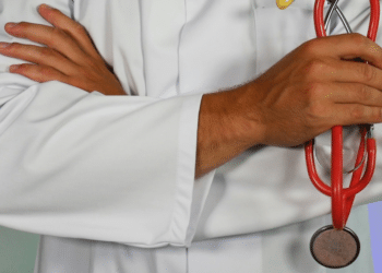 How ENT Doctors in Las Vegas Treat Septum Deviation