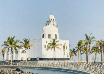 How to Travel to Saudi Arabia on Budget!