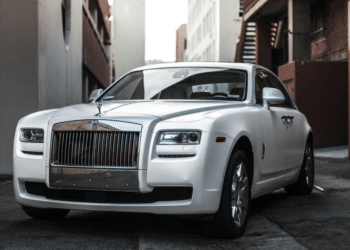 Why Should You Rent a Rolls Royce Revelry in Dubai
