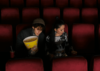 Cinema Etiquette How to Watch Movies Respectfully