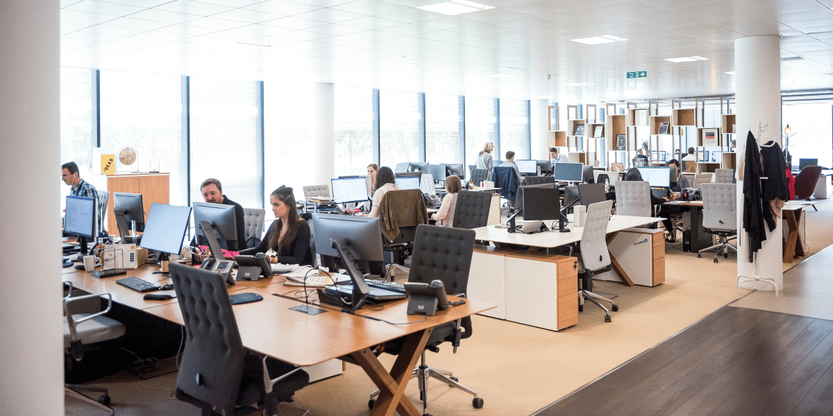 Empowering Contact Center Agents for Greater Productivity_2