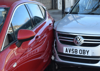 How a Los Angeles Car Accident Lawyer Can Help Your Case_2