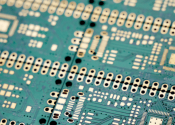 How to Choose A PCB Manufacturer?