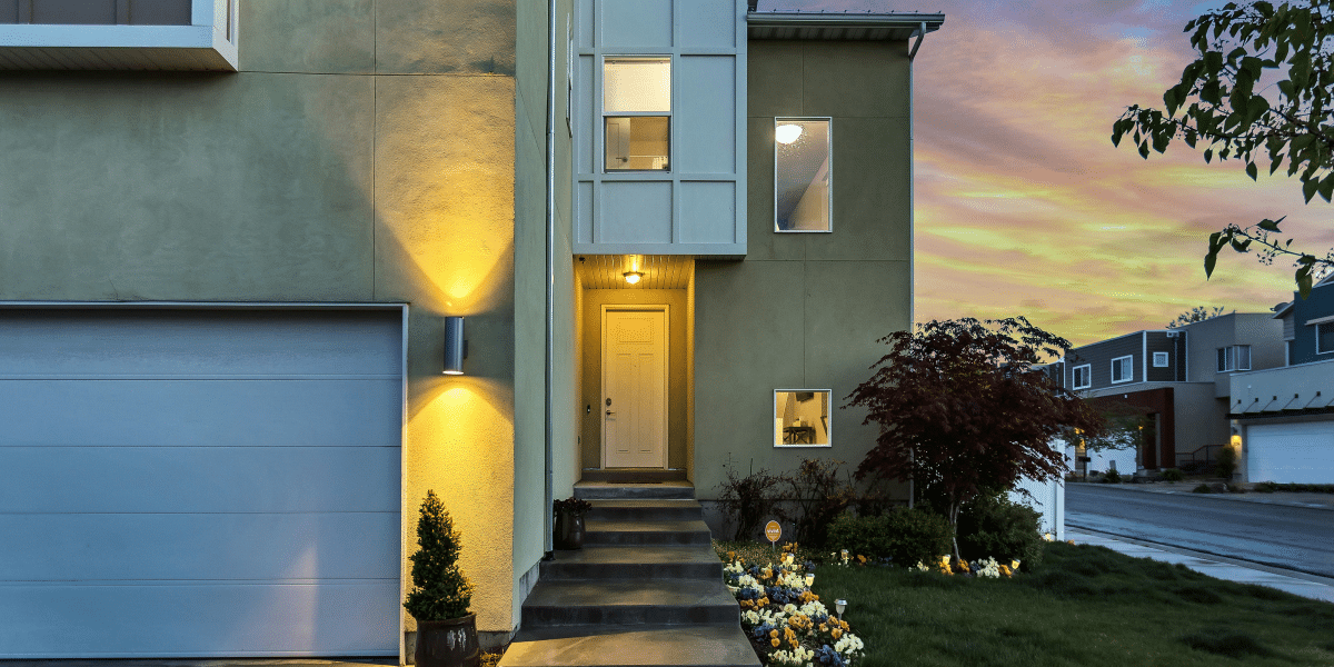 Selling a House in a Few Easy Steps (2)