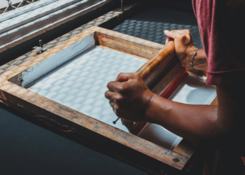 The Benefits of Screen Printing for Small Businesses and Branding