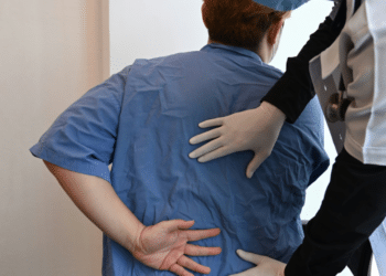 What Factors to Consider When Choosing a Chiropractic Consultant