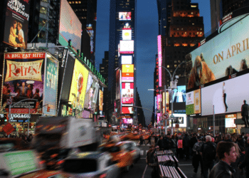 Why Busy People Choose Professional Junk Car Removal