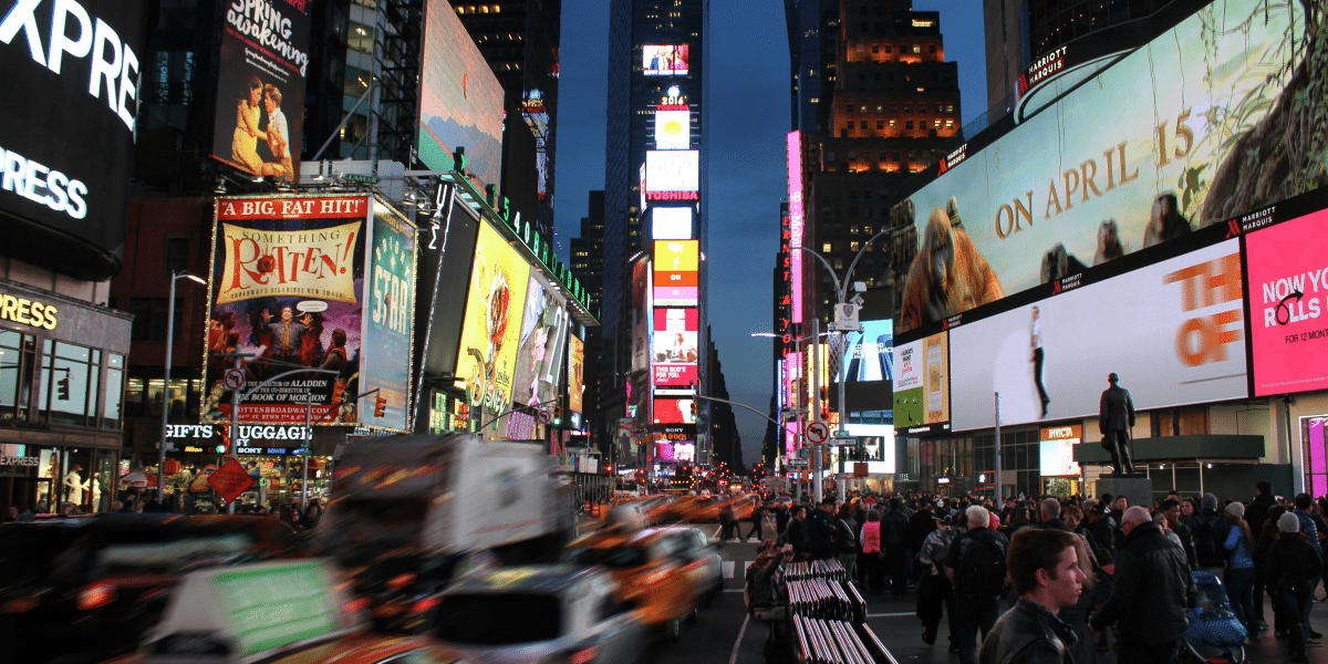 Why Busy People Choose Professional Junk Car Removal