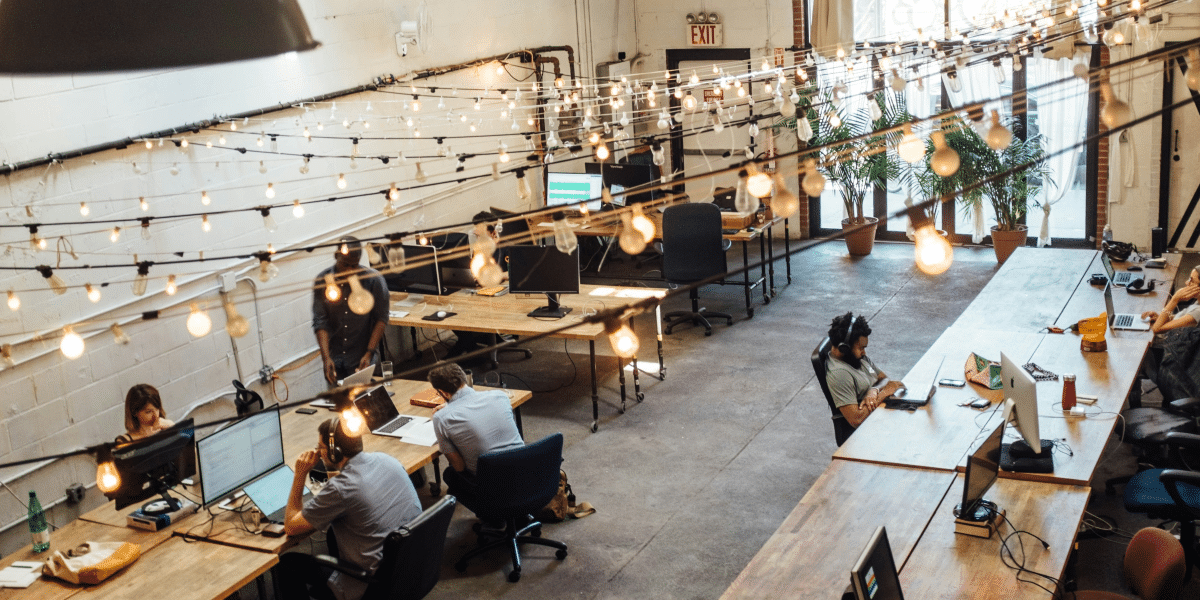 Why Coworking Spaces Are Transforming the Work Environment