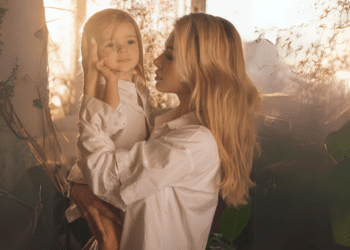 Alisa Moor's Mission to Promote Natural Nourishment_3