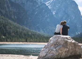 Cultivate Love and Confidence with Cece Gold's New Book