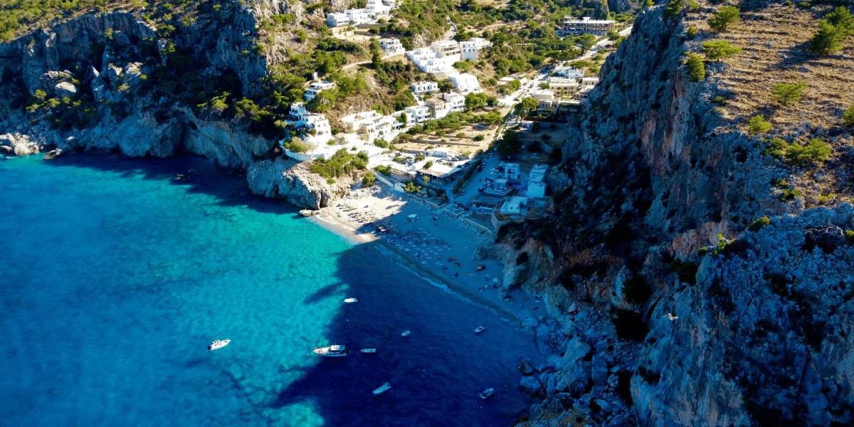How to Plan the Perfect Yacht Vacation in Greece