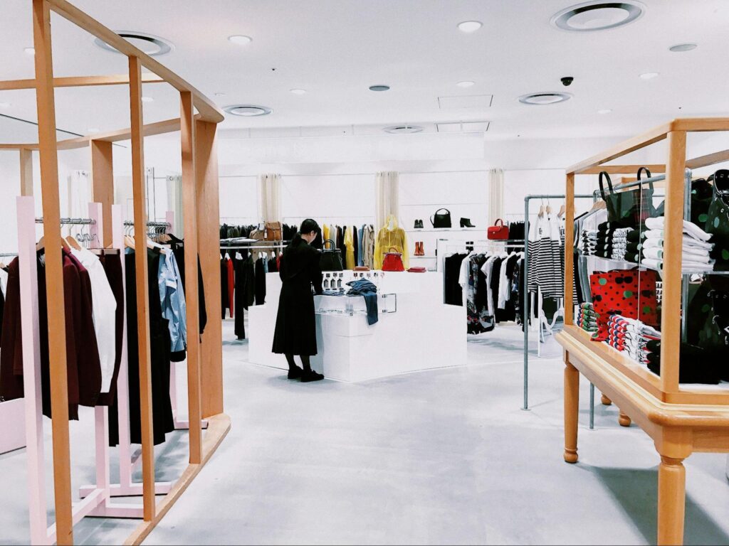 Store Layout Strategies to Boost Customer Engagement