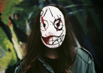 Tips To Choose The Cool Halloween Masks For 2024_2