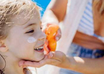 When & Why You Might Need to Use SPF 50 Sunscreen (2)