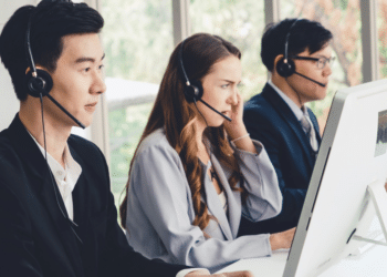 10 Tips to Optimize Call Center Performance
