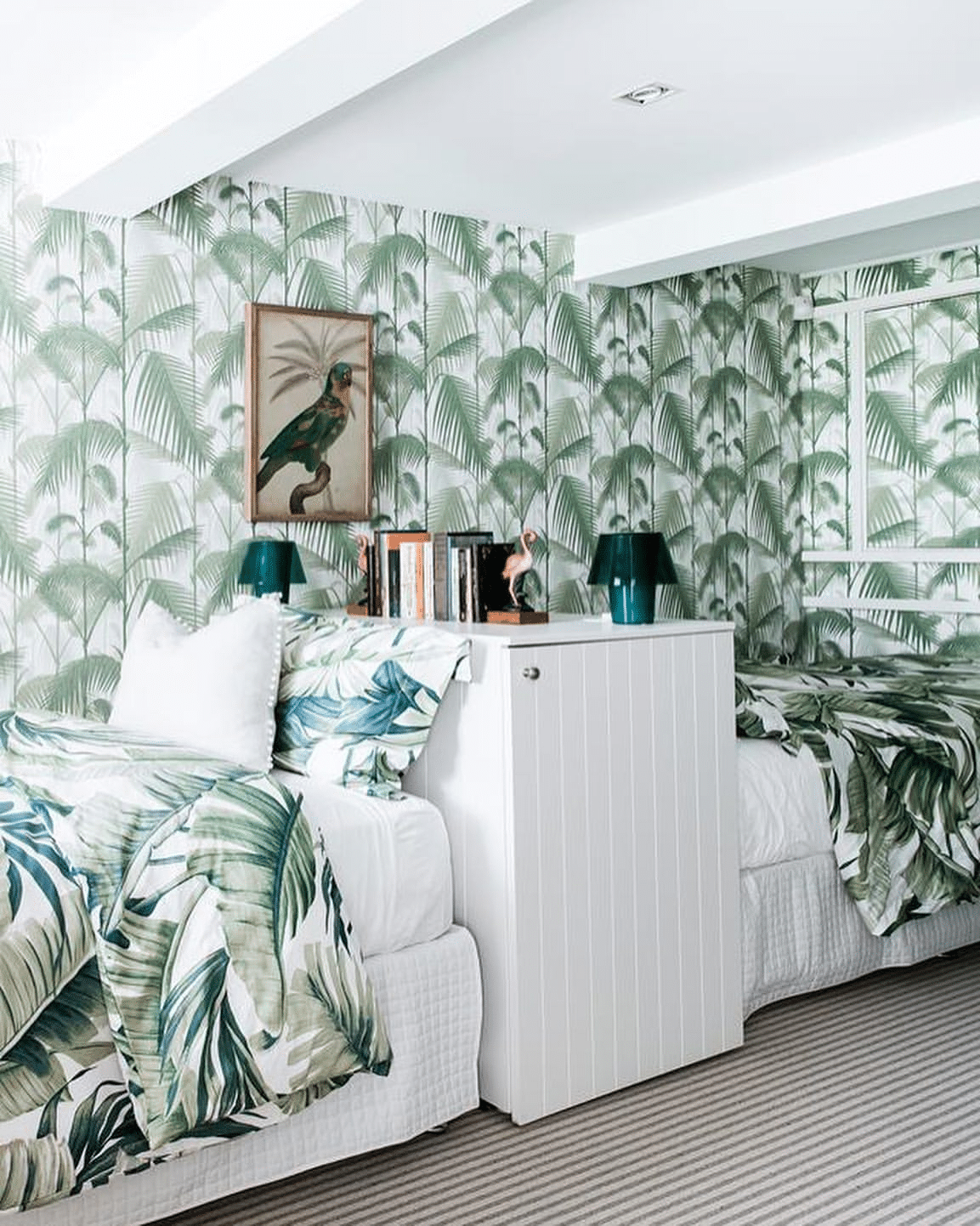 Wallpaper Vs Paint for Different Spaces__5 Pros and Cons