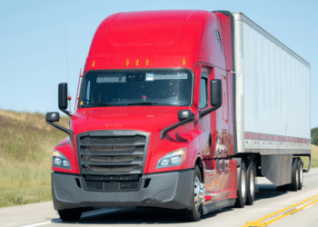 18-Wheeler Trucks Key Facts on Power, Safety & Impact