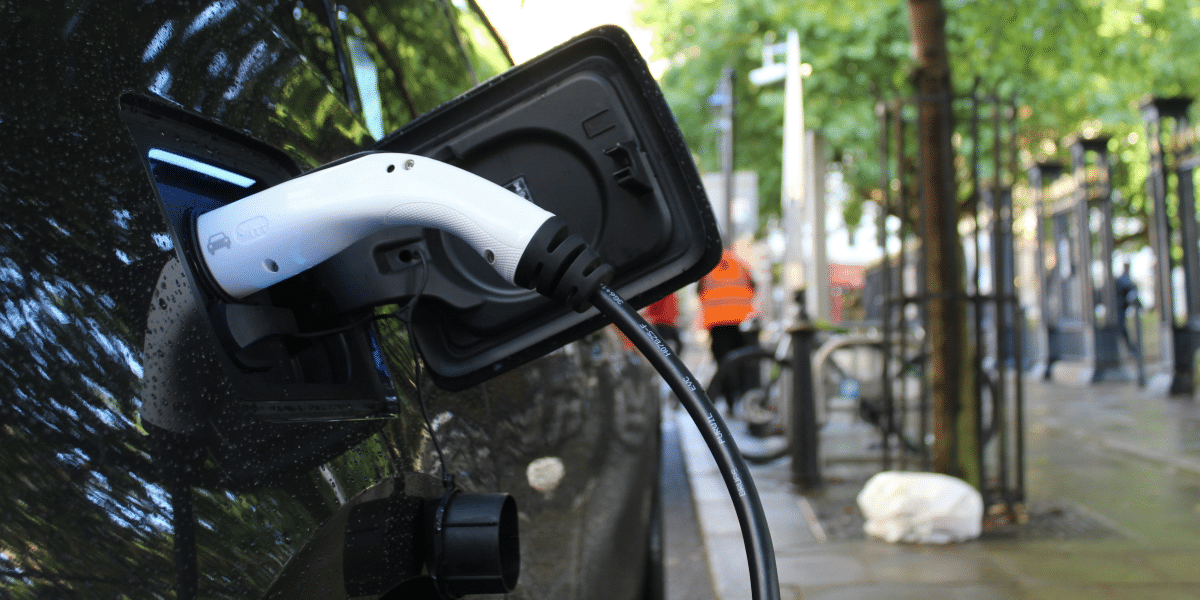 Headline Electrifying the Empire State EV.com Accelerates New Yorkers to Go Electric