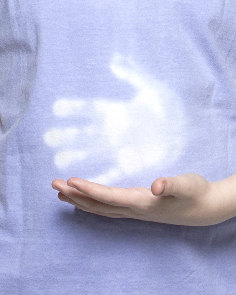 Heat-Reactive Magic: Shadow Shifter’s U.S.-Manufactured Color-Changing T-Shirts