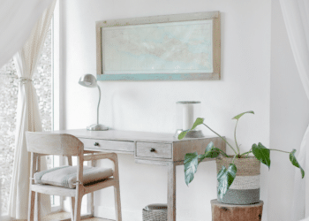 Microliving for Modern Nomads Minimalism & Flexibility