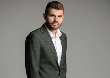 Oleksandr Radomskyi’s Art of Motion Photography A Journey Through Light and Emotion