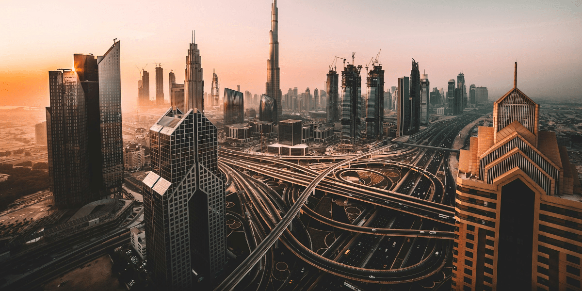 Pros and Cons of Dubai Off-Plan Property Investment in 2024