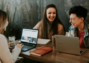 SpeakBits Redefining Social Media with Privacy and User Control