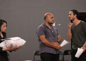 The Mulberry Tree: A Tale of Friendship, Betrayal, and Hope