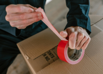 How to Apply Carton Sealing Tape Effectively