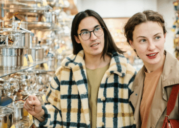 New York Braced for Thanksgiving Sales