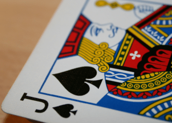 Often Better Than a Master of One Why the Future Belongs to Digital Generalists