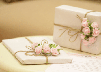 Unconventional Occasions to Gift Carnations in Dubai