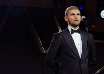 Vasyl Samaniv’s Impact on Modern Furniture Design Innovation