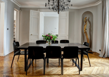 How to Choose the Perfect Dining Table for Your Space