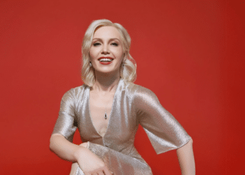 Meet ALYA, the New “Christmas Queen”