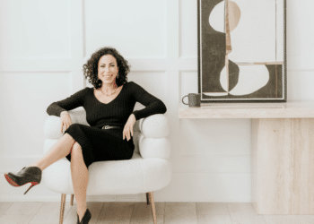 The Science Behind Breaking Free: How Adele Tevlin’s Cognitive Techniques Lead to Change