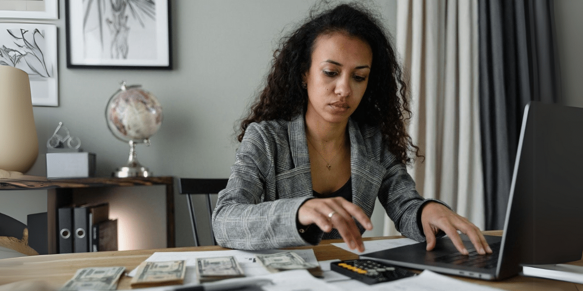 5 Reasons Your Small Business Needs Pay Stubs