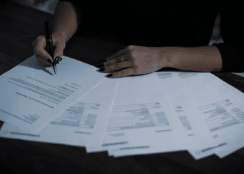 Stress-Free Tax Season: How Gelt Combines Expertise and Technology for Seamless Filing