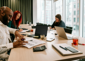 10 Strategies to Enhance Field Productivity and Meet Deadlines Efficiently