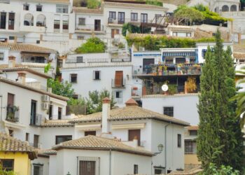 Unlocking Spain: Obtaining Residency through Smart Real Estate Investments
