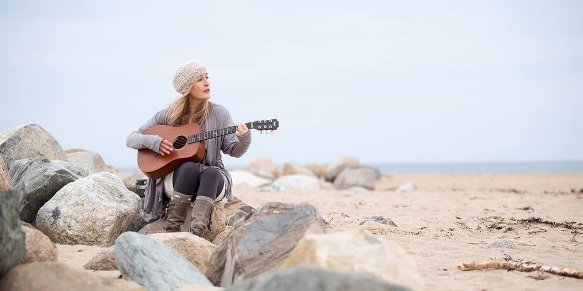 Unlocking Holistic Wellness: How Cali Rossen is Elevating Holistic Healing Through Sacred Frequencies